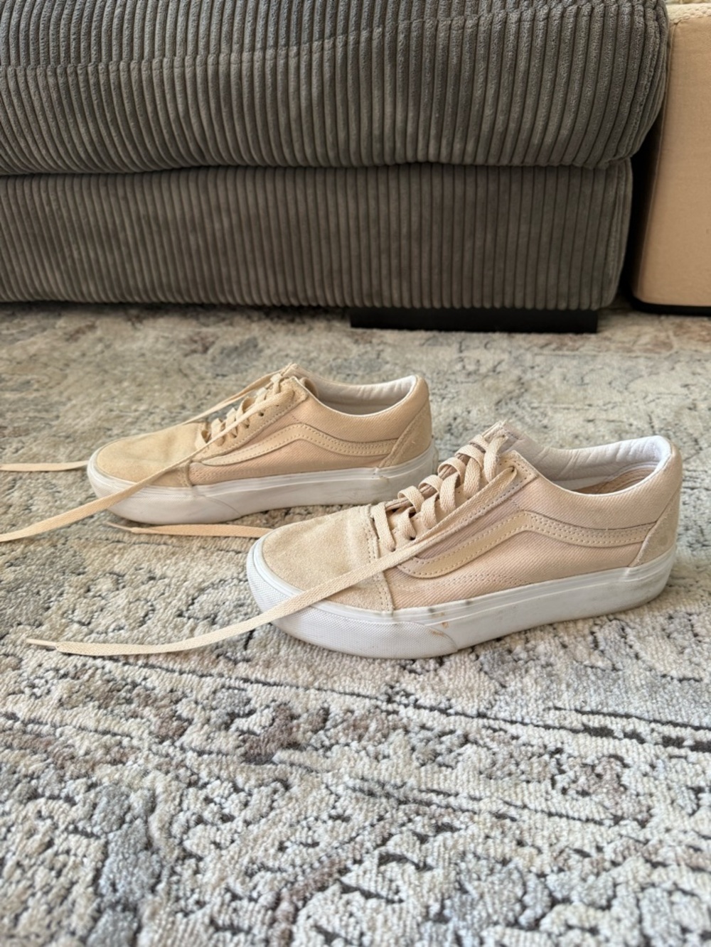 Vans - Women’s Platform Low-Top Canvas Sneakers - Neutral Beige